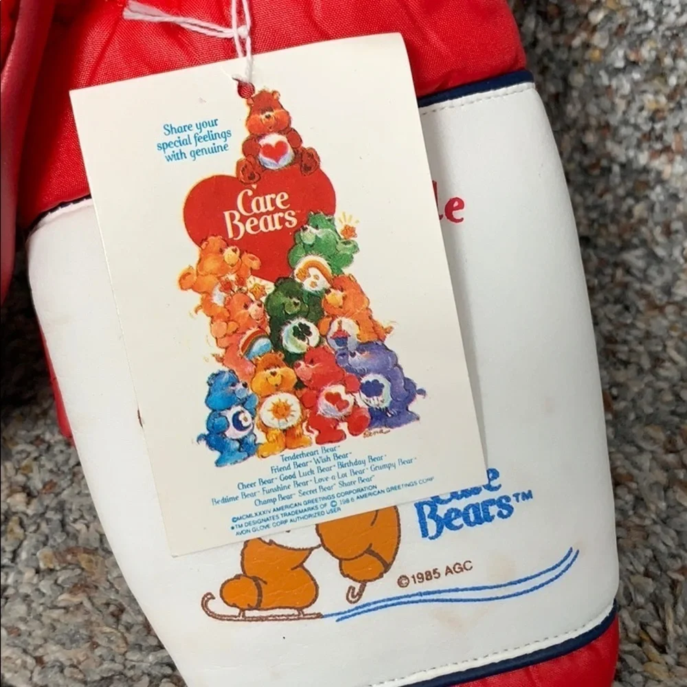 Care Bears Deadstock 1985 retro red mittens NEW